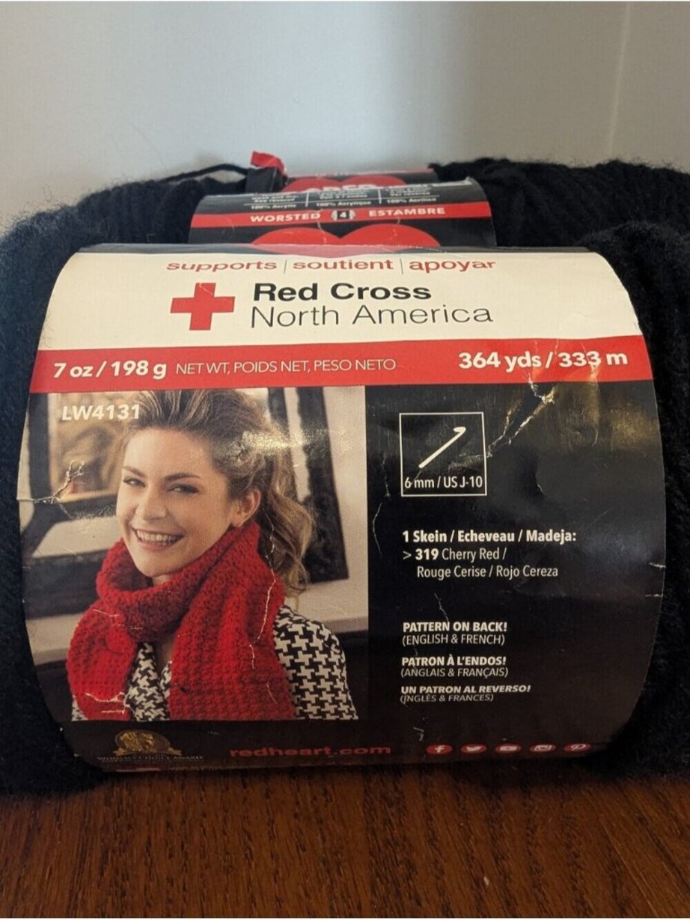 Red Heart Yarn 3 Skiens Of Acrylic #4 Worsted Weight Black Yarn 3- 7oz Each - Picture 3 of 7